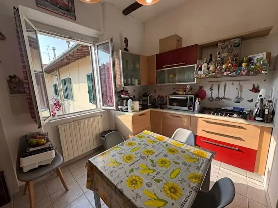 Immagine 5 di Appartamento in vendita  a Livorno