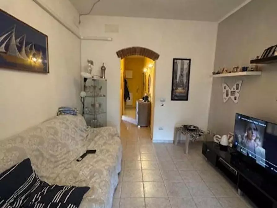 Immagine 3 di Appartamento in vendita  a Livorno