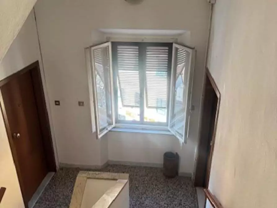 Immagine 30 di Appartamento in vendita  a Livorno