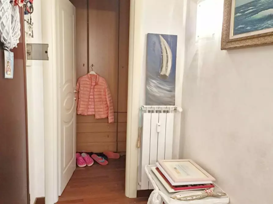 Immagine 12 di Appartamento in vendita  a Viareggio