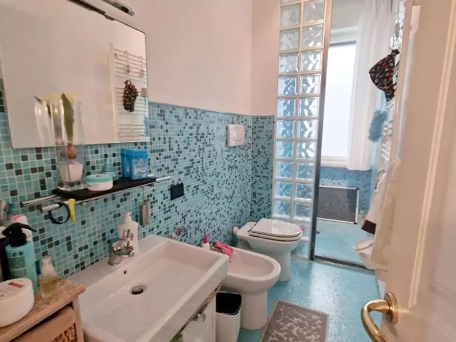 Immagine 25 di Appartamento in vendita  a Viareggio