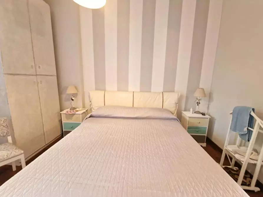 Immagine 17 di Appartamento in vendita  a Viareggio