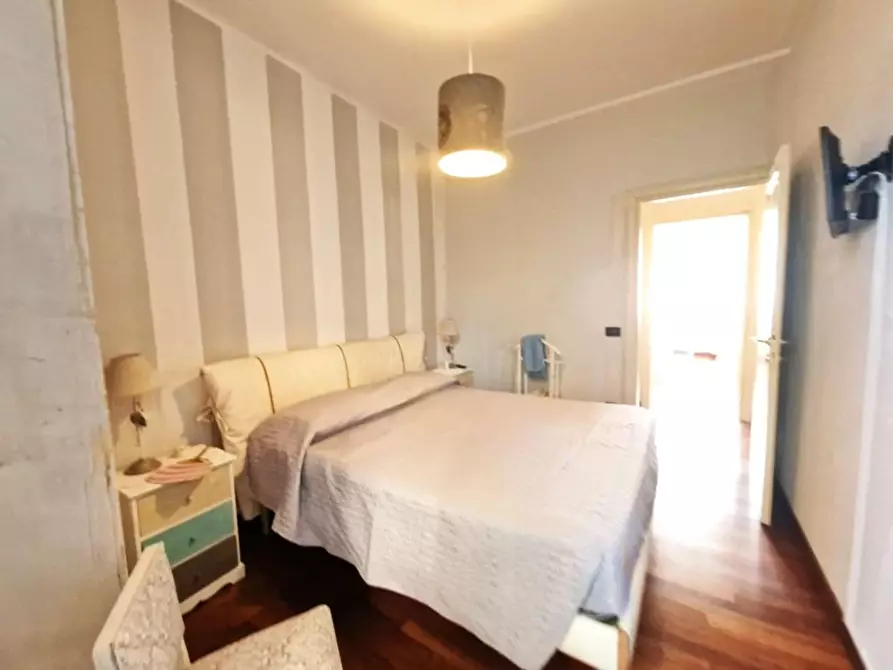 Immagine 14 di Appartamento in vendita  a Viareggio