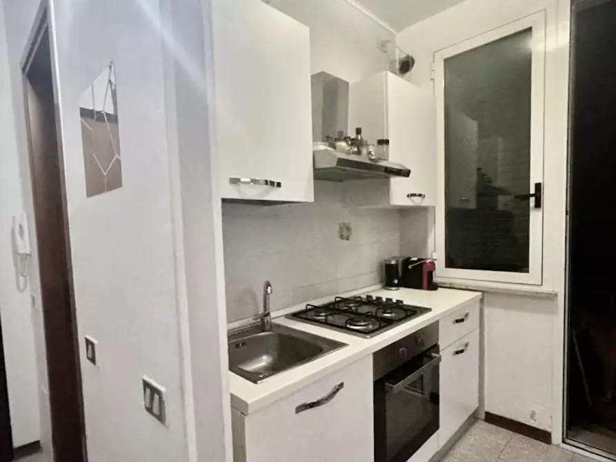 Immagine 4 di Appartamento in vendita  a Pisa