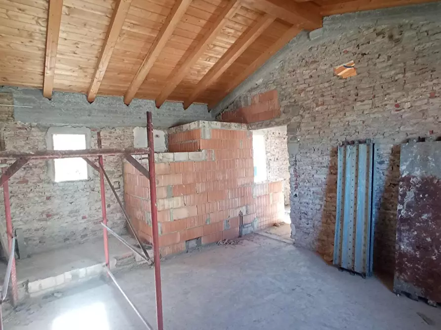 Immagine 23 di Casa indipendente in vendita  a Ponsacco