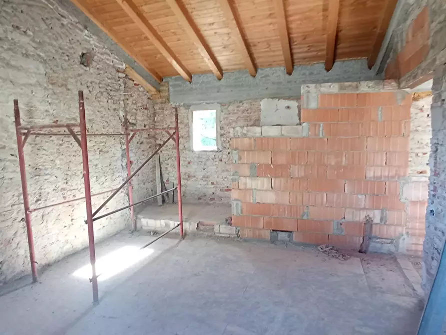 Immagine 18 di Casa indipendente in vendita  a Ponsacco