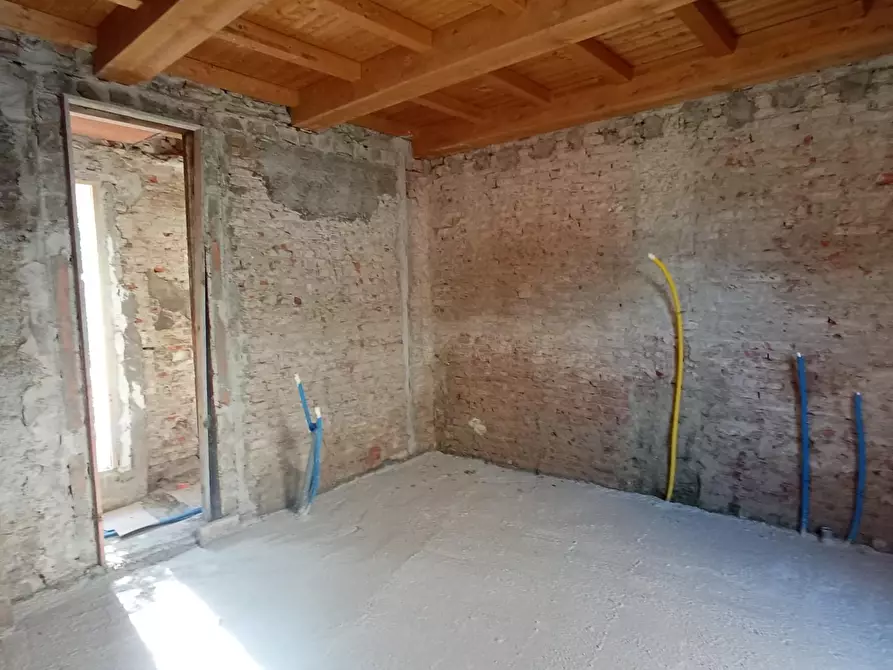 Immagine 9 di Casa indipendente in vendita  a Ponsacco