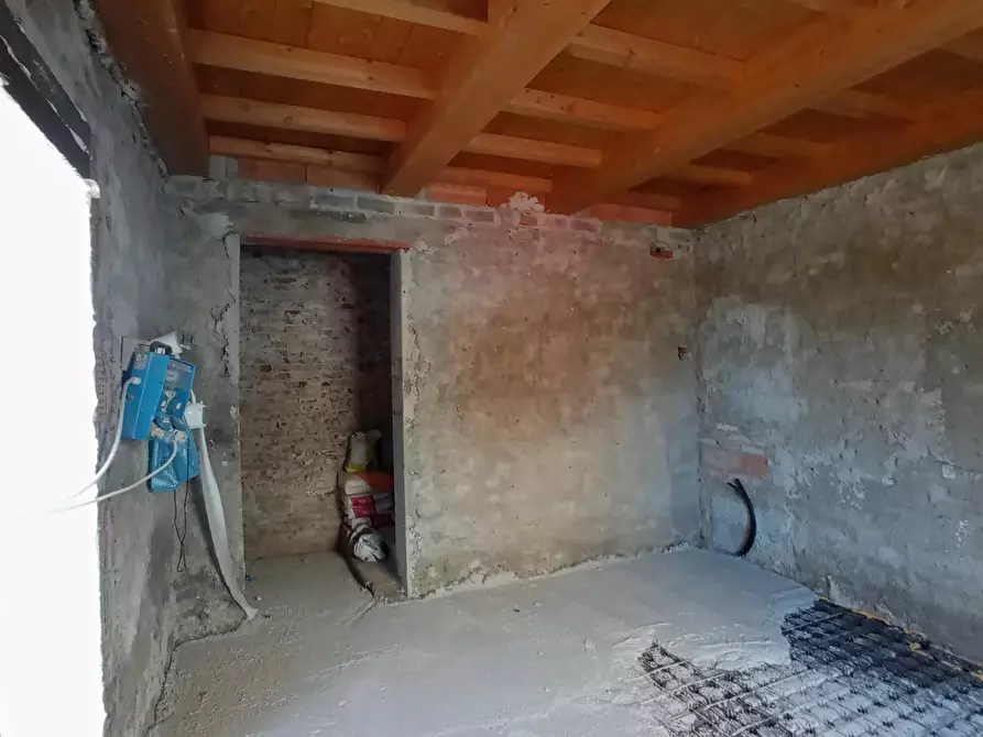 Immagine 2 di Casa indipendente in vendita  a Ponsacco