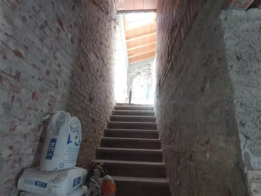 Immagine 11 di Casa indipendente in vendita  a Ponsacco