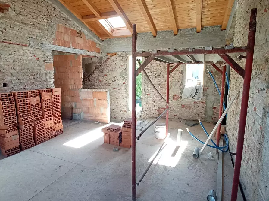 Immagine 14 di Casa indipendente in vendita  a Ponsacco