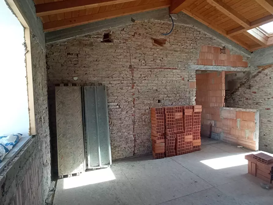 Immagine 15 di Casa indipendente in vendita  a Ponsacco