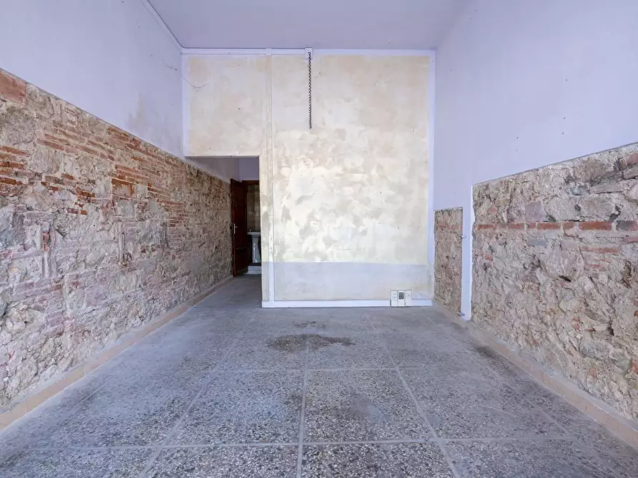 Immagine 7 di Villa in vendita  a Cascina