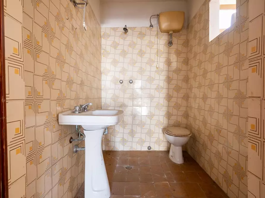 Immagine 20 di Villa in vendita  a Cascina