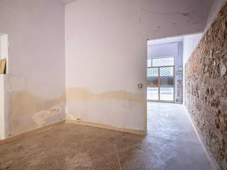 Immagine 17 di Villa in vendita  a Cascina