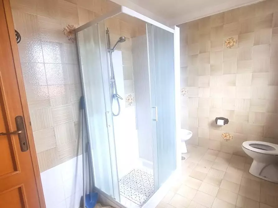 Immagine 9 di Casa bifamiliare in vendita  a Viareggio