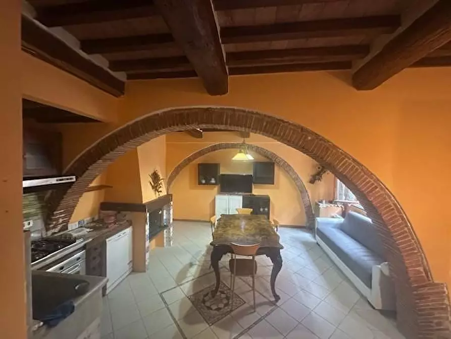 Immagine 2 di Terratetto in vendita  a Cascina