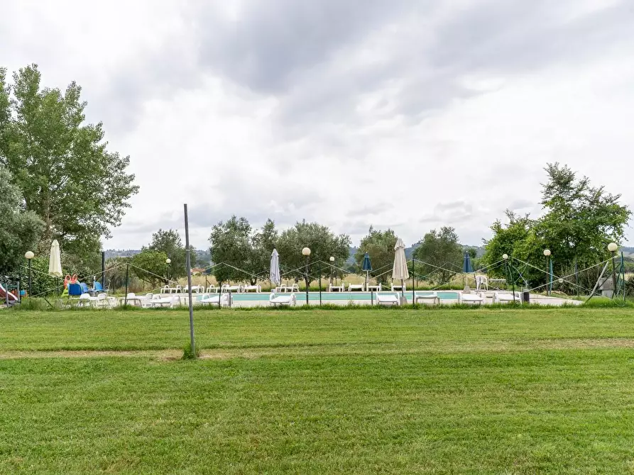 Immagine 12 di Casa colonica in vendita  a Empoli