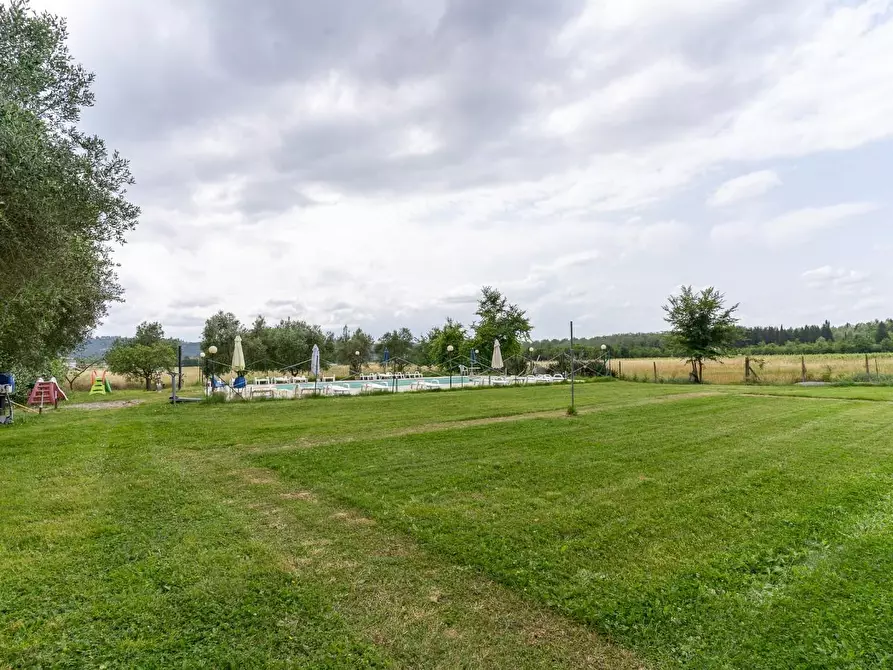 Immagine 23 di Casa colonica in vendita  a Empoli