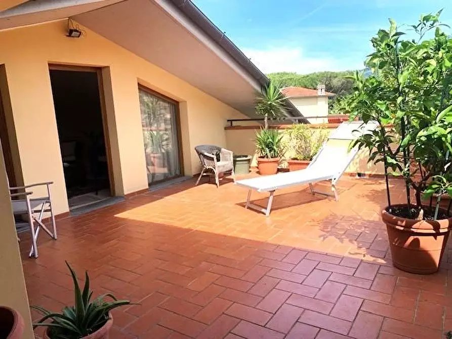 Immagine 53 di Mansarda in vendita  a Montecatini Terme