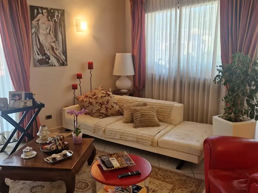 Immagine 78 di Mansarda in vendita  a Montecatini Terme