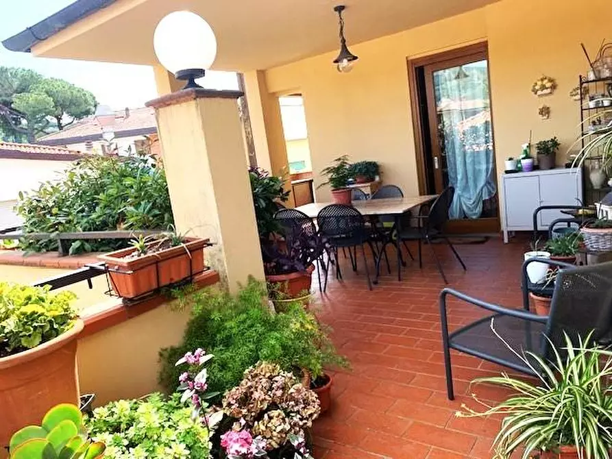 Immagine 37 di Mansarda in vendita  a Montecatini Terme