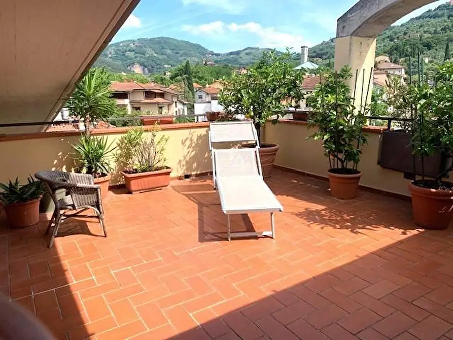 Immagine 55 di Mansarda in vendita  a Montecatini Terme