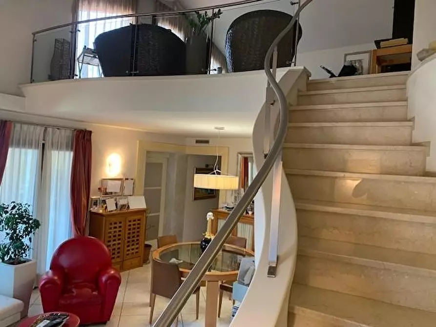 Immagine 34 di Mansarda in vendita  a Montecatini Terme