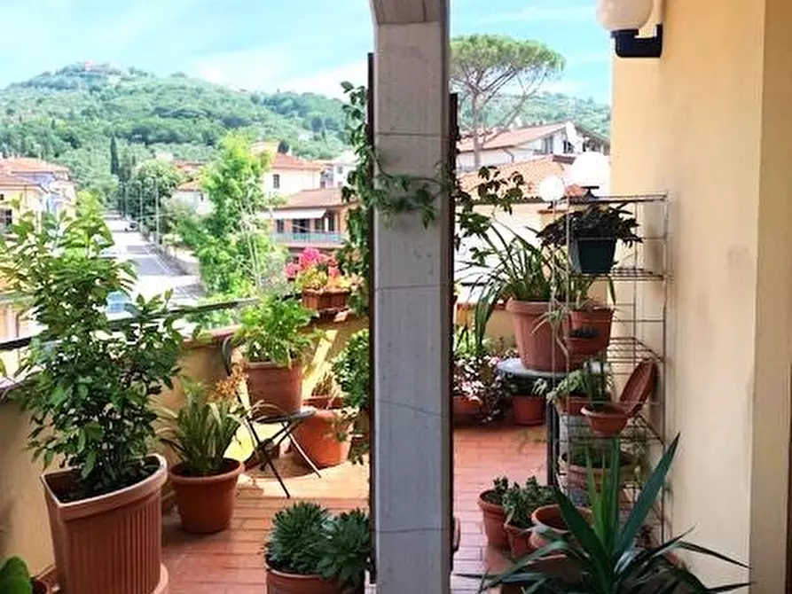 Immagine 36 di Mansarda in vendita  a Montecatini Terme