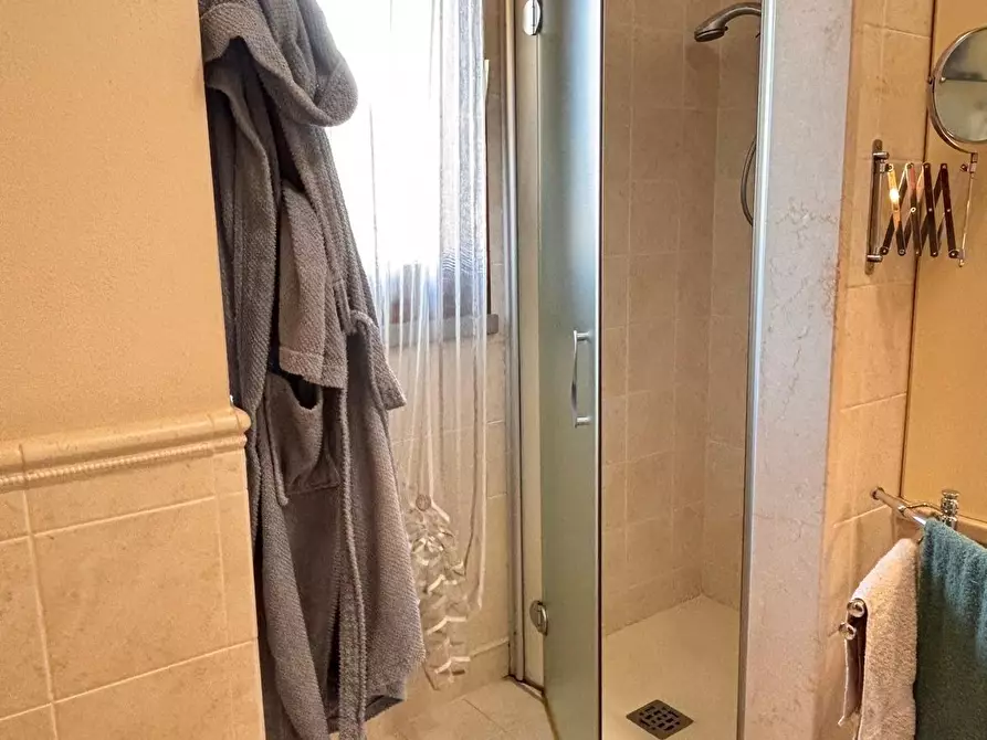 Immagine 82 di Mansarda in vendita  a Montecatini Terme