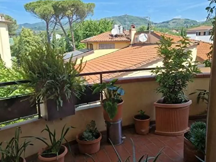 Immagine 71 di Mansarda in vendita  a Montecatini Terme