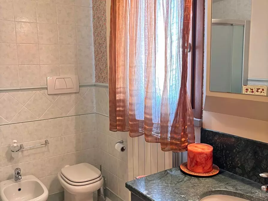 Immagine 92 di Mansarda in vendita  a Montecatini Terme