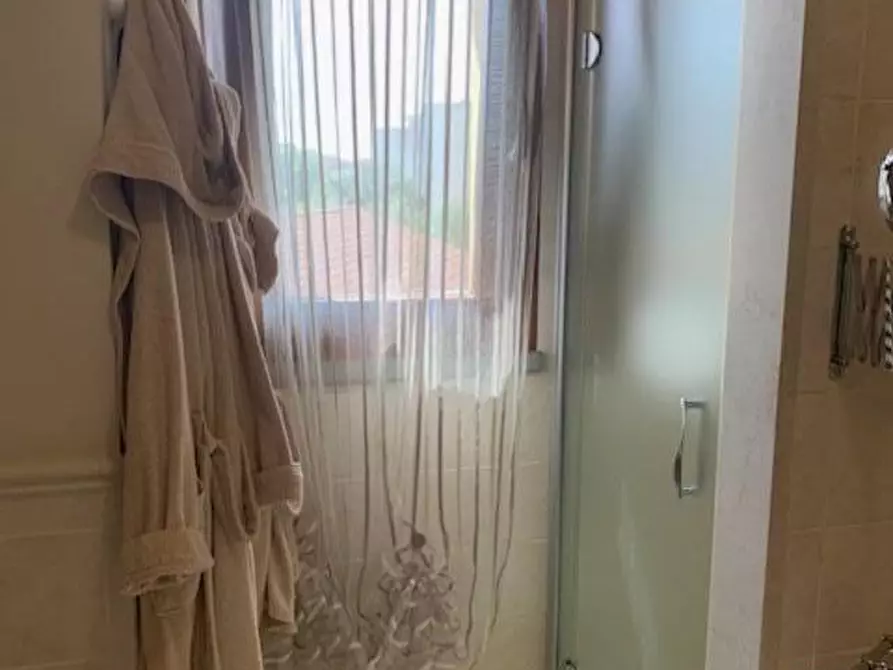 Immagine 16 di Mansarda in vendita  a Montecatini Terme