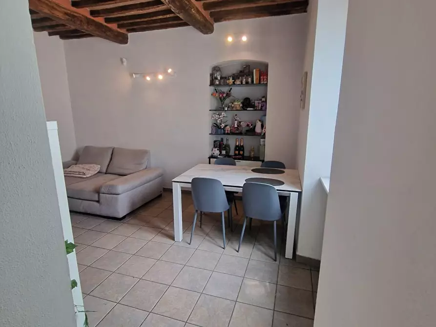 Immagine 7 di Appartamento in vendita  a Carrara