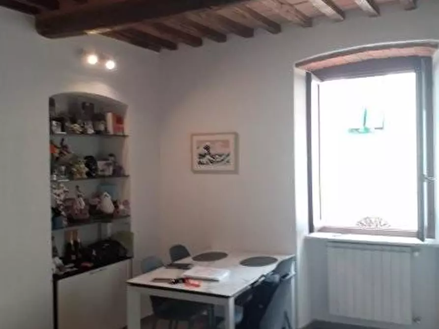 Immagine 27 di Appartamento in vendita  a Carrara