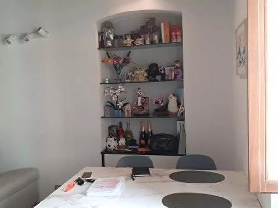 Immagine 36 di Appartamento in vendita  a Carrara