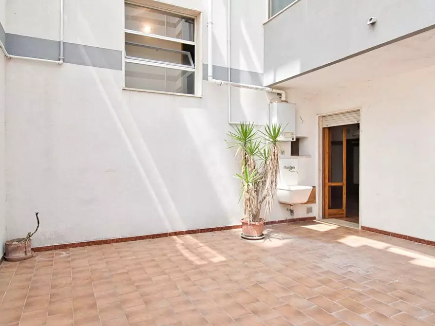 Immagine 10 di Appartamento in vendita  a Maglie