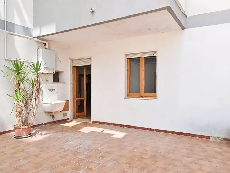 Immagine 9 di Appartamento in vendita  a Maglie