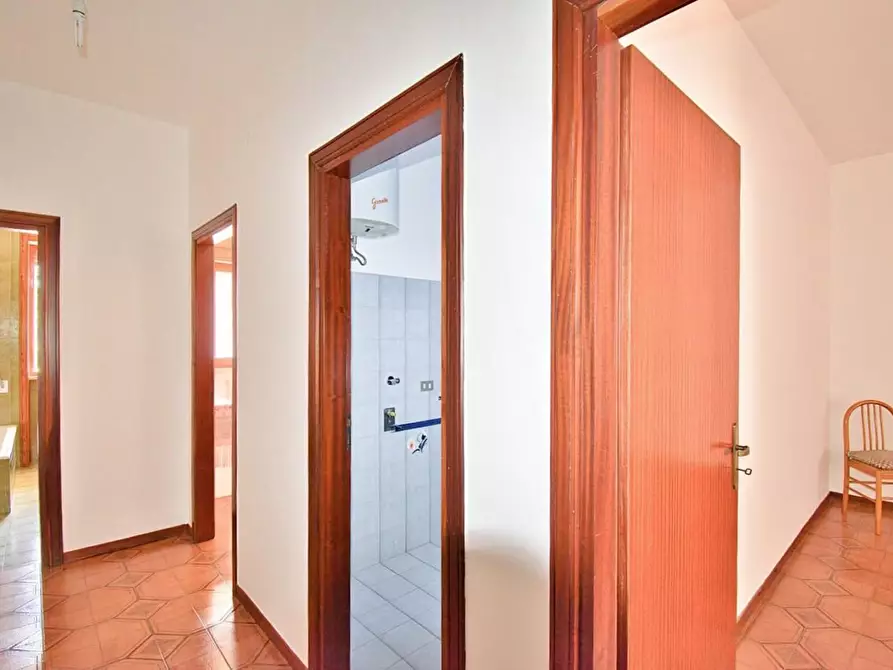 Immagine 6 di Appartamento in vendita  a Maglie