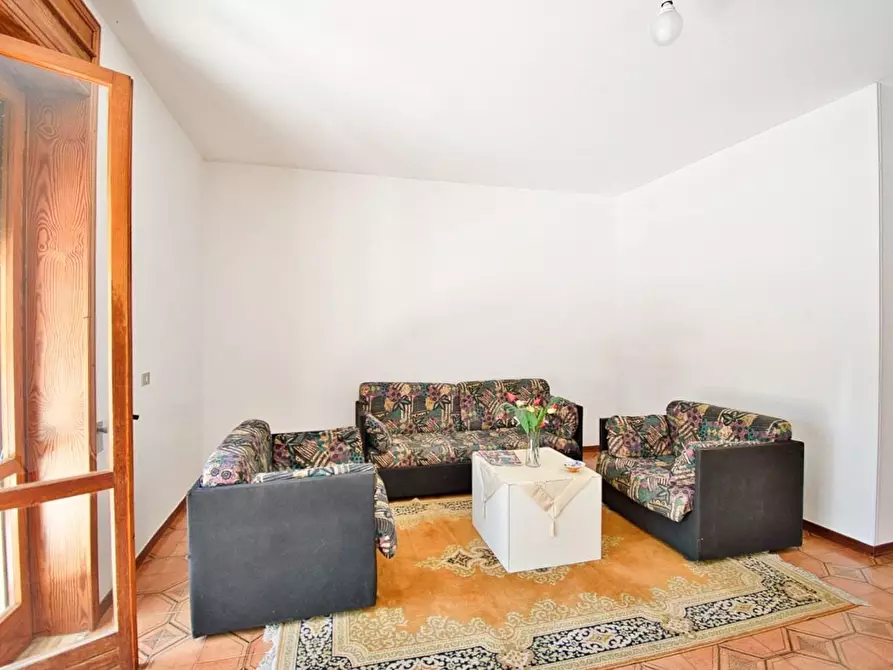 Immagine 3 di Appartamento in vendita  a Maglie