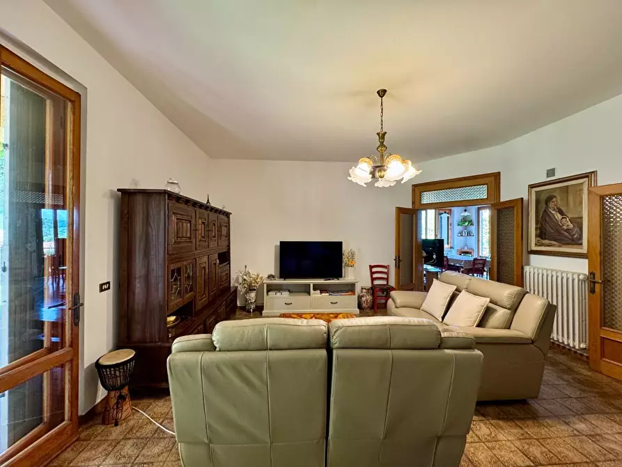 Immagine 24 di Villa in vendita  a Montelupo Fiorentino