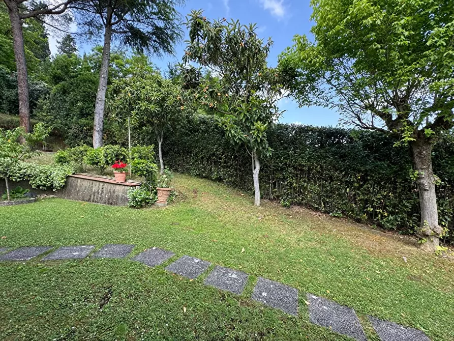 Immagine 7 di Villa in vendita  a Montelupo Fiorentino