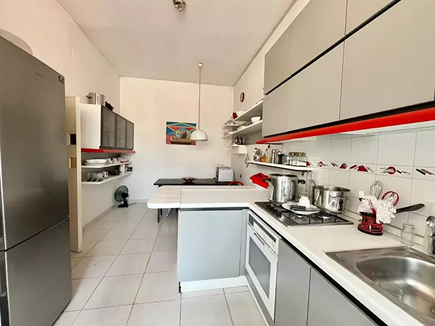 Immagine 20 di Appartamento in vendita  a Massa