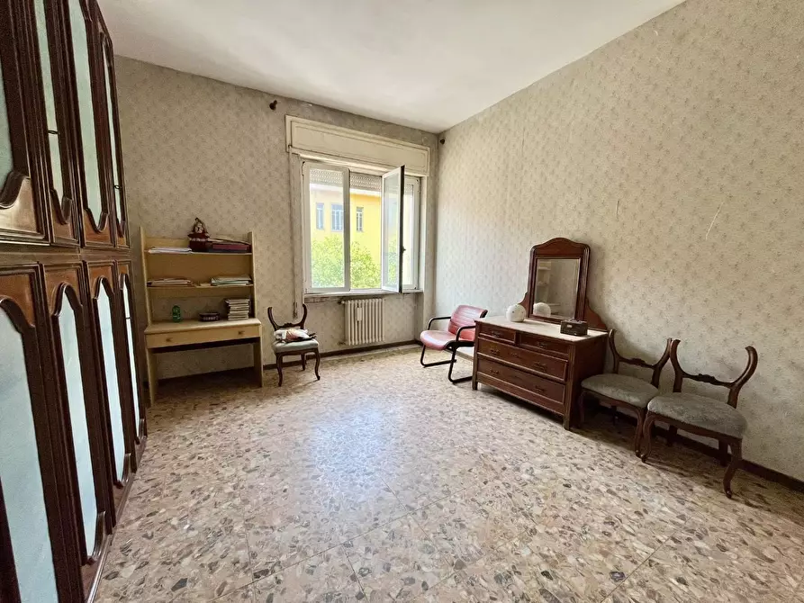 Immagine 17 di Appartamento in vendita  a Massa