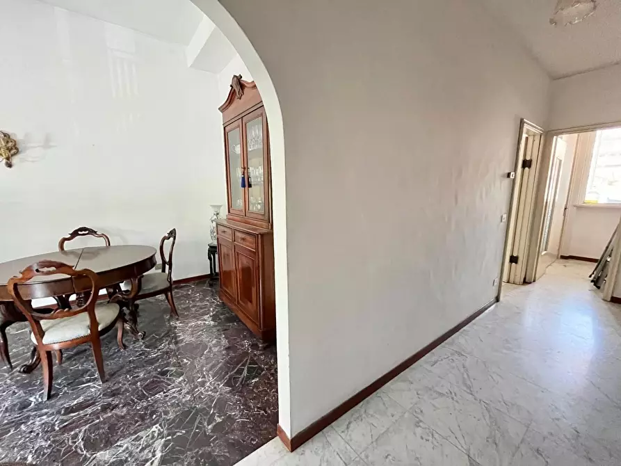 Immagine 22 di Appartamento in vendita  a Massa