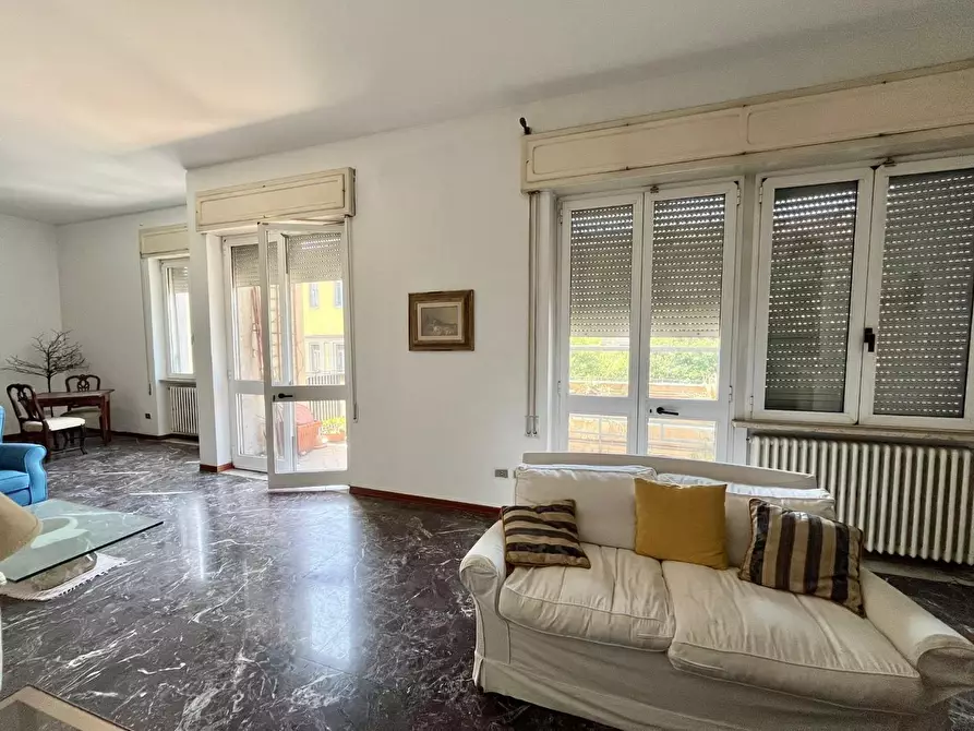 Immagine 28 di Appartamento in vendita  a Massa