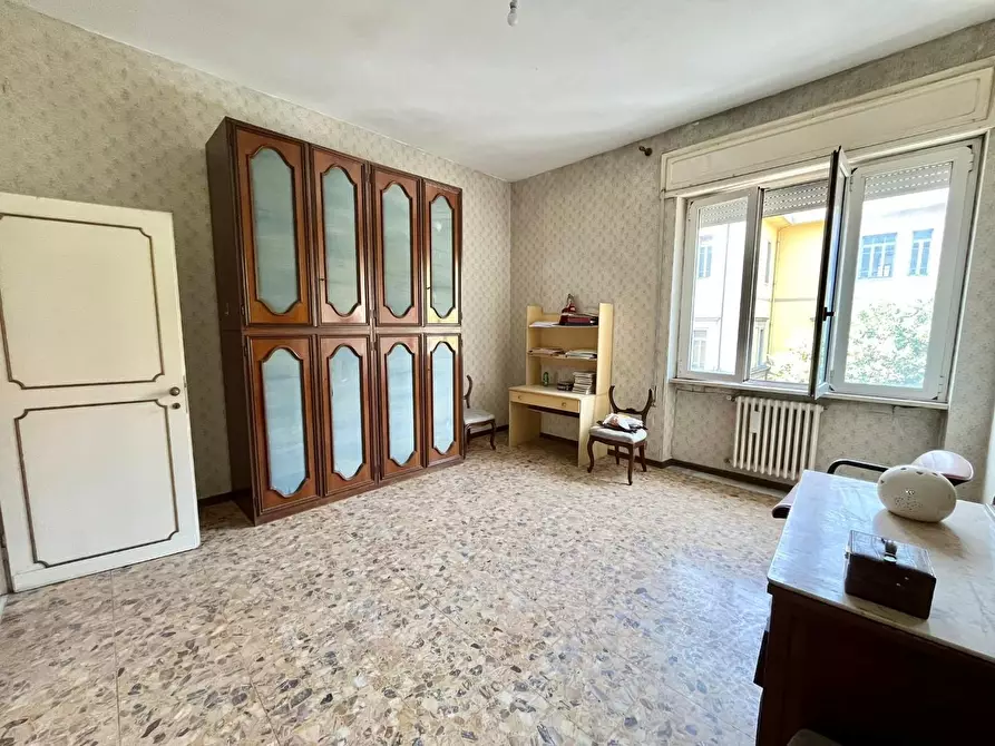 Immagine 8 di Appartamento in vendita  a Massa