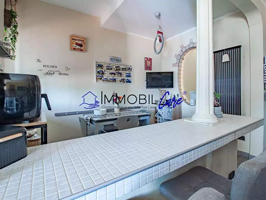 Immagine 4 di Appartamento in vendita  a Livorno