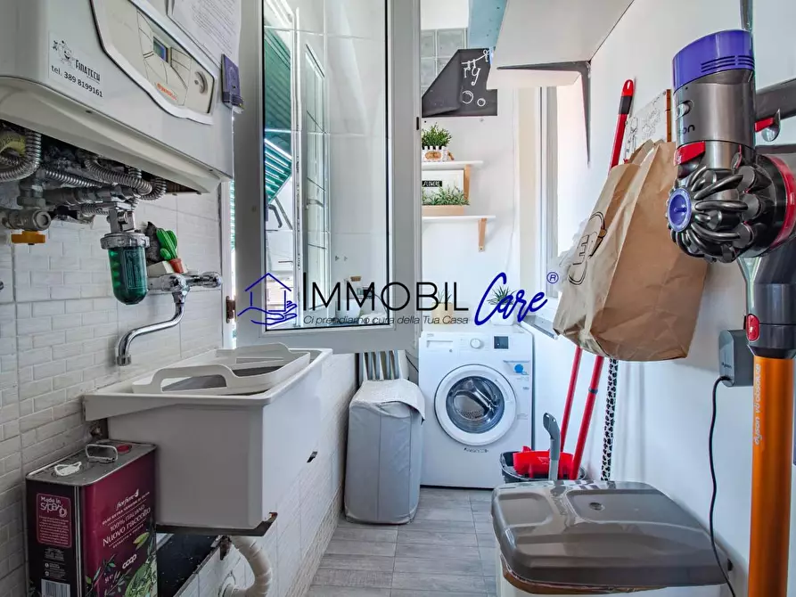 Immagine 23 di Appartamento in vendita  a Livorno