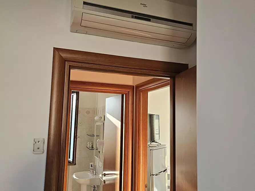 Immagine 11 di Appartamento in vendita  a Rosignano Marittimo