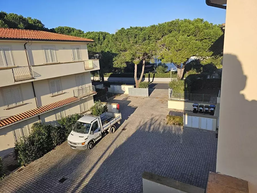 Immagine 17 di Appartamento in vendita  a Rosignano Marittimo